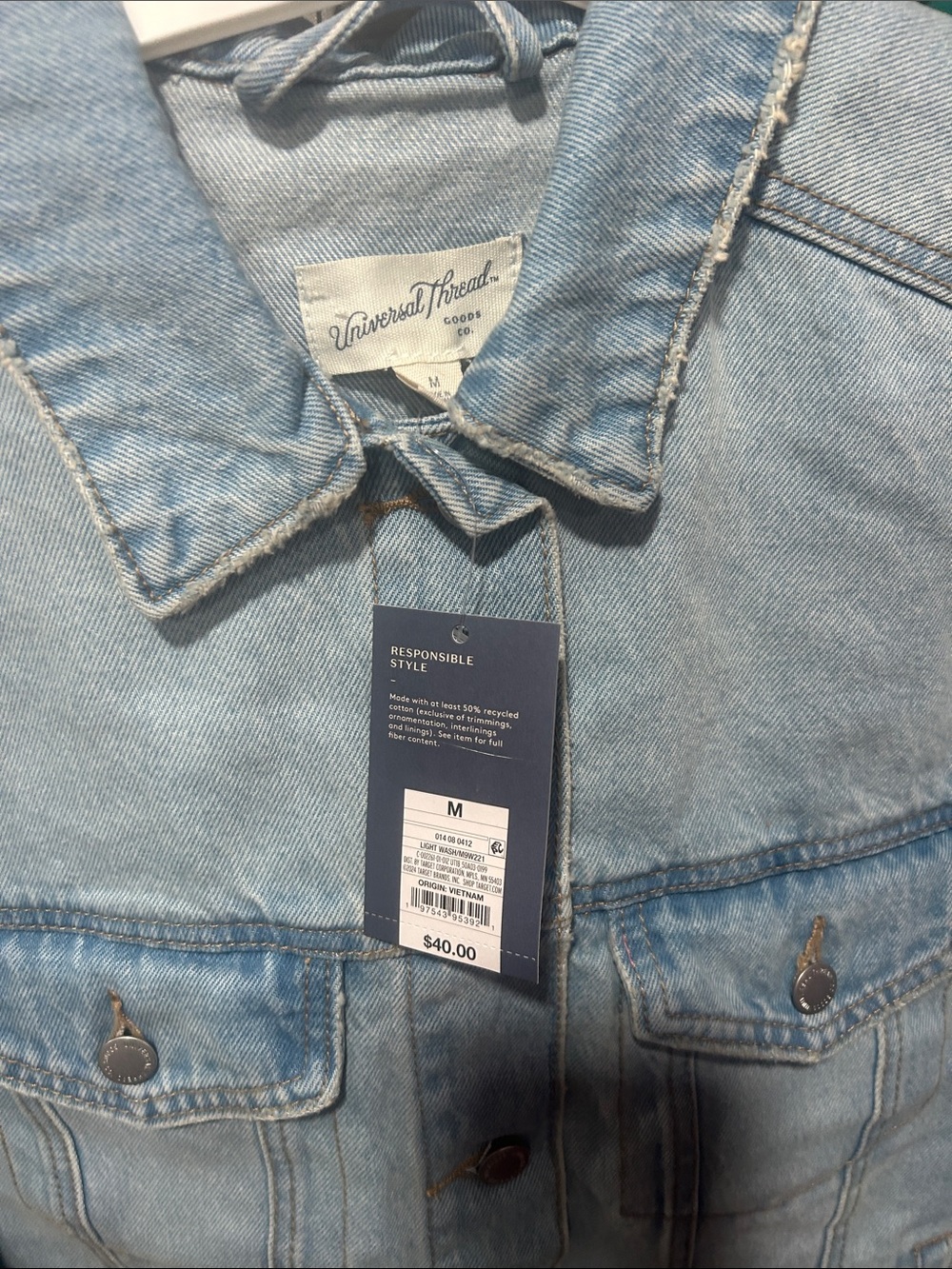 Universal Thread Light Blue Denim Jacket PTP 22” shoulders 20” - Picture 2 of 3